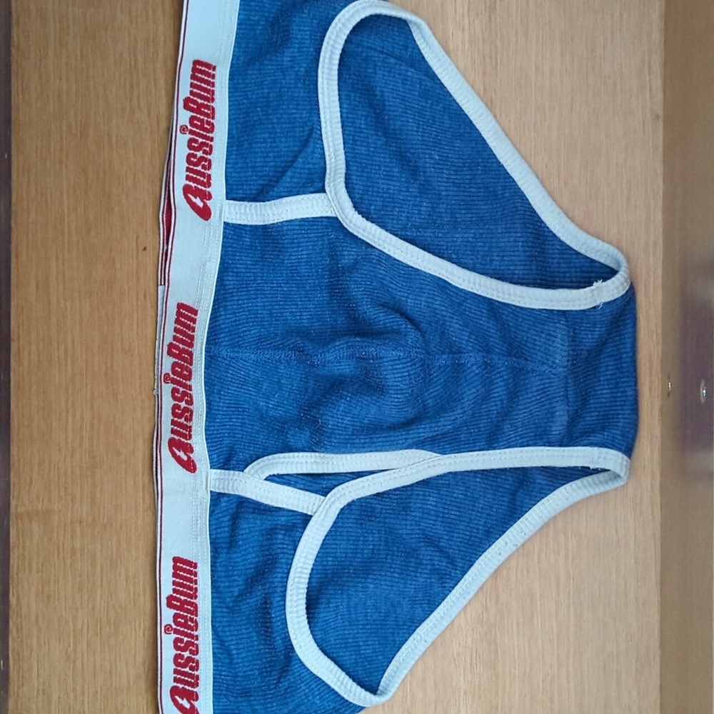 Brief